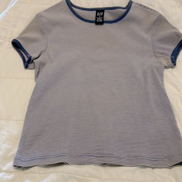 Gap Striped purple tee - Picture 1 of 2